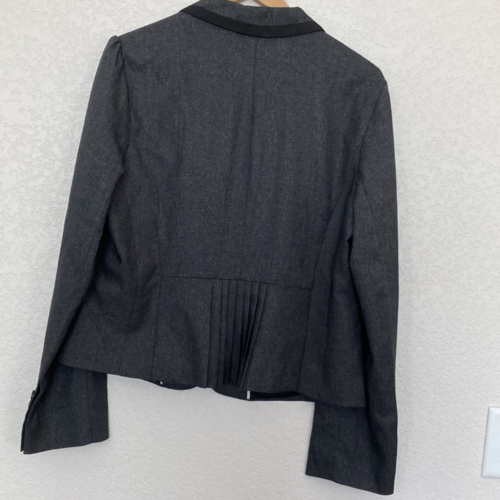 Jacket - Picture 3 of 3